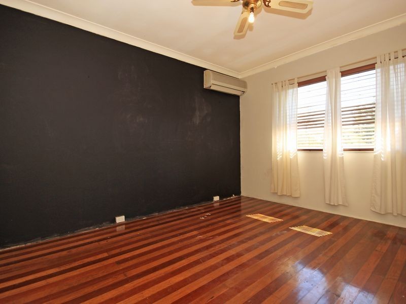 79 Gladstone Road, Coalfalls QLD 4305