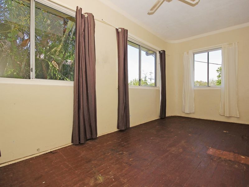 79 Gladstone Road, Coalfalls QLD 4305