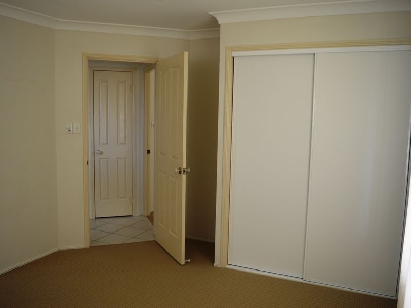 1 Redwood Place, Yamanto QLD 4305