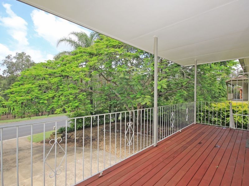 16 Reif Street, Flinders View QLD 4305