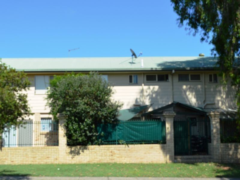 7/12 Bergin Street, Booval QLD 4304