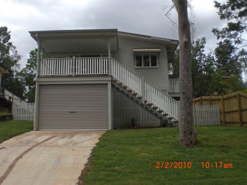 35 John Street, Bundamba QLD 4304