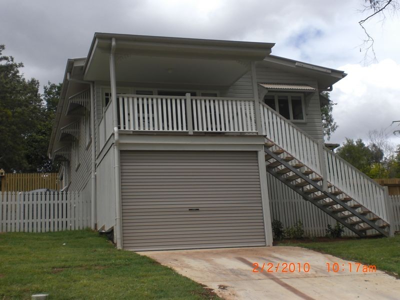 35 John Street, Bundamba QLD 4304