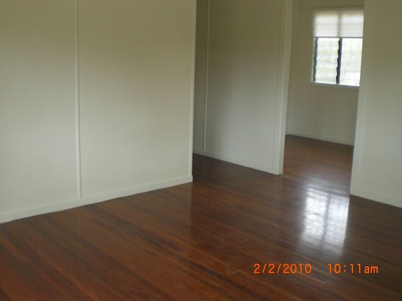 35 John Street, Bundamba QLD 4304