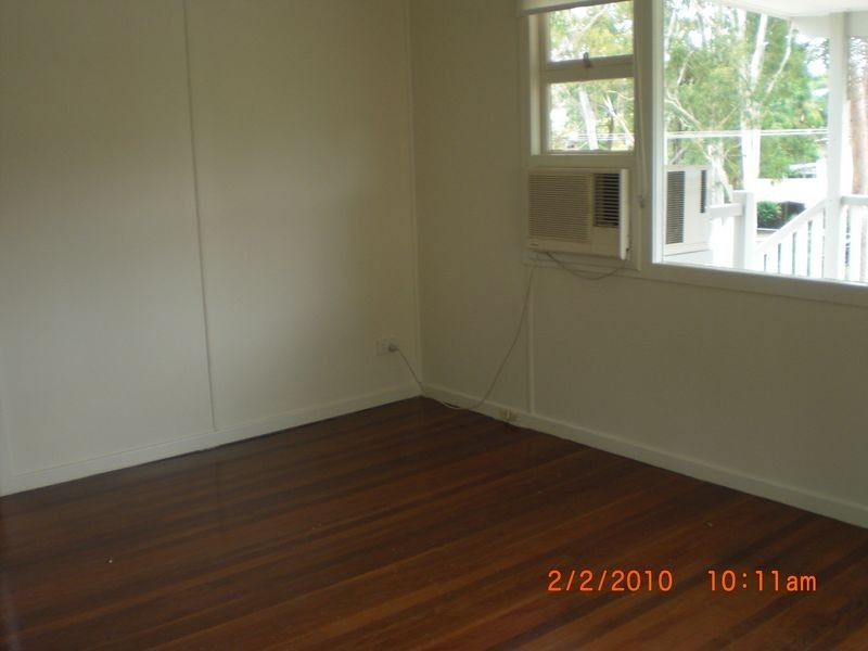 35 John Street, Bundamba QLD 4304