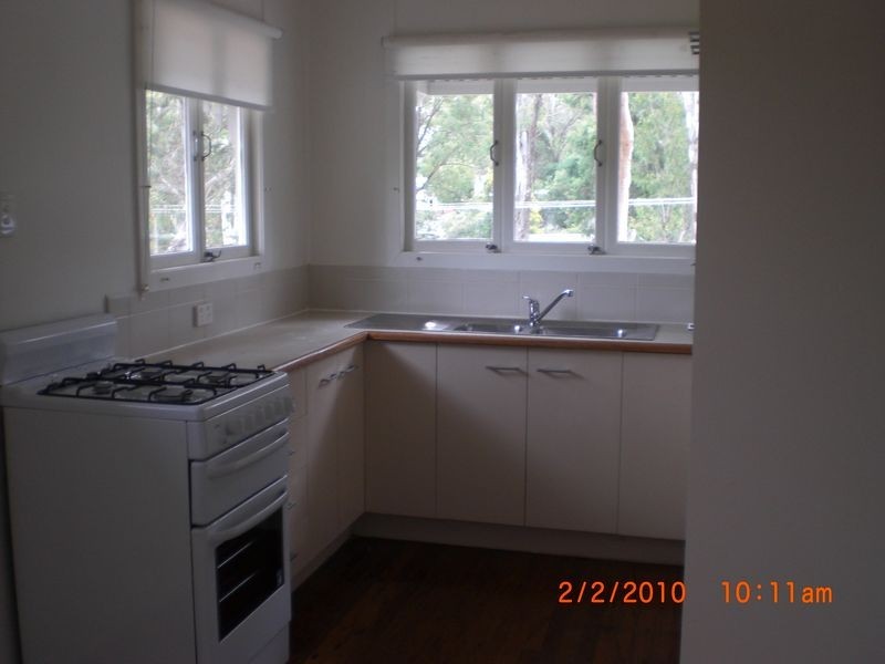 35 John Street, Bundamba QLD 4304