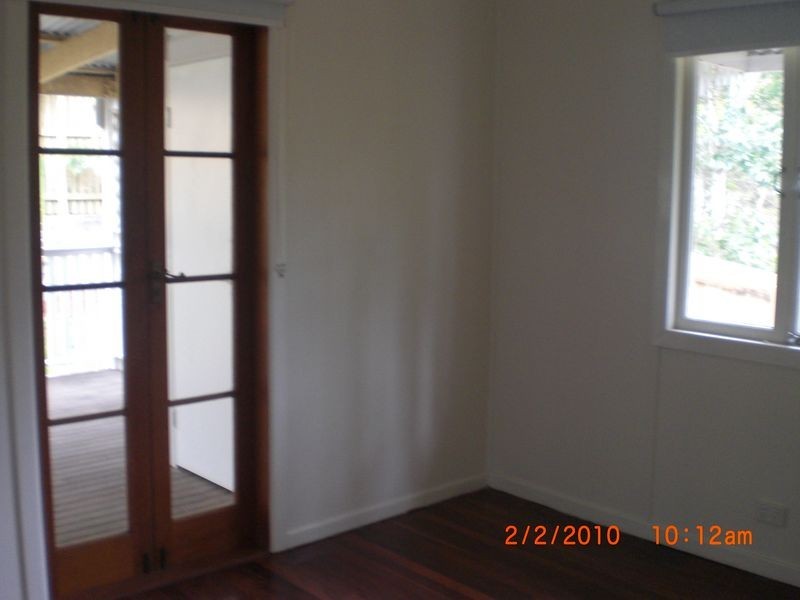 35 John Street, Bundamba QLD 4304