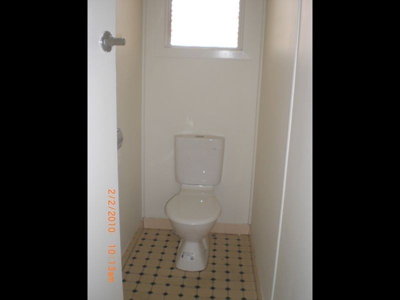 35 John Street, Bundamba QLD 4304