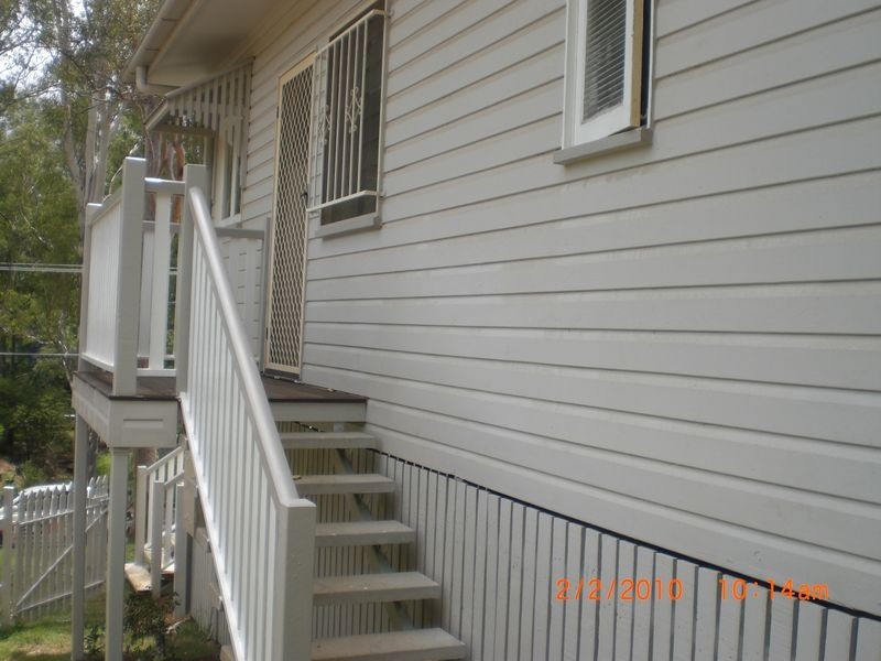 35 John Street, Bundamba QLD 4304