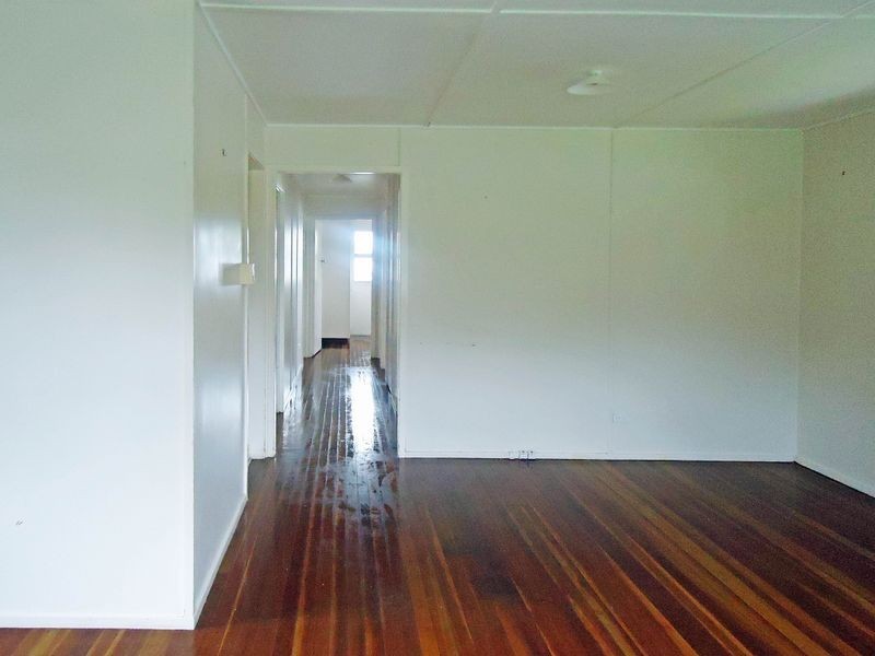 10 Coverack Street, Leichhardt QLD 4305