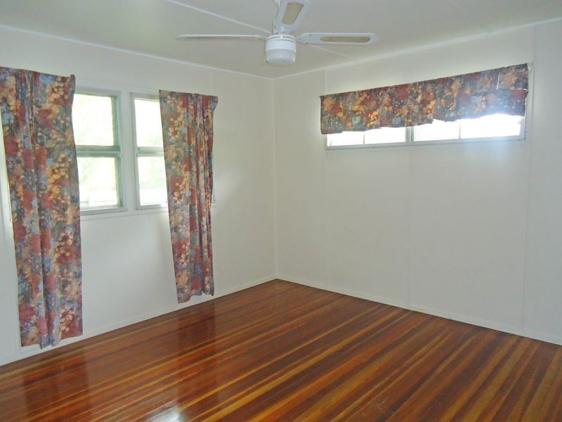 10 Coverack Street, Leichhardt QLD 4305