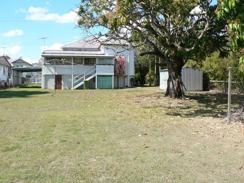30 Alexandra Street, Booval QLD 4304