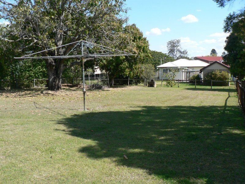 30 Alexandra Street, Booval QLD 4304