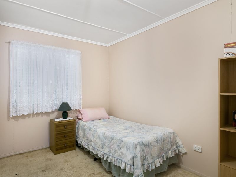 119 Cemetery Road, Raceview QLD 4305