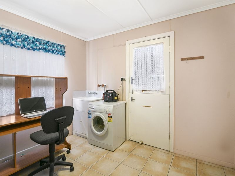 119 Cemetery Road, Raceview QLD 4305