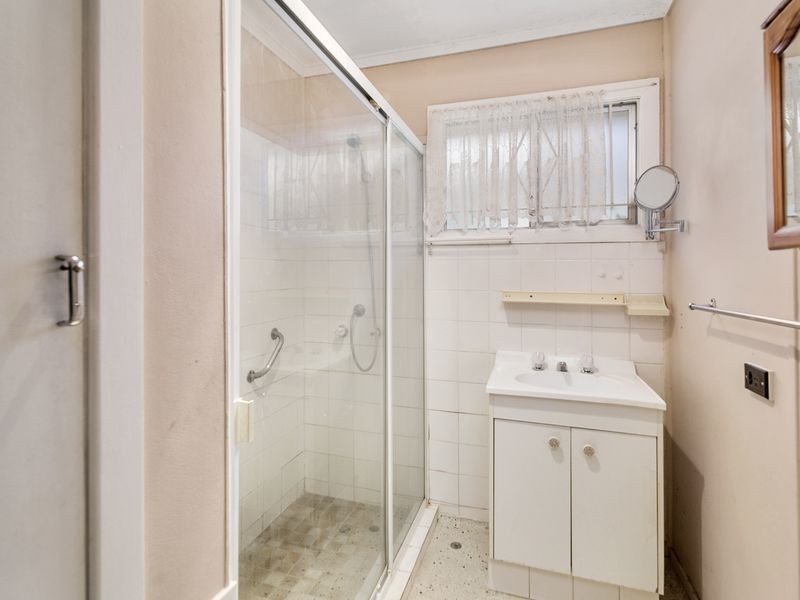 119 Cemetery Road, Raceview QLD 4305