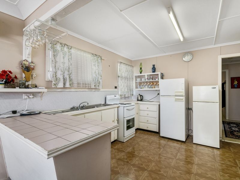 119 Cemetery Road, Raceview QLD 4305