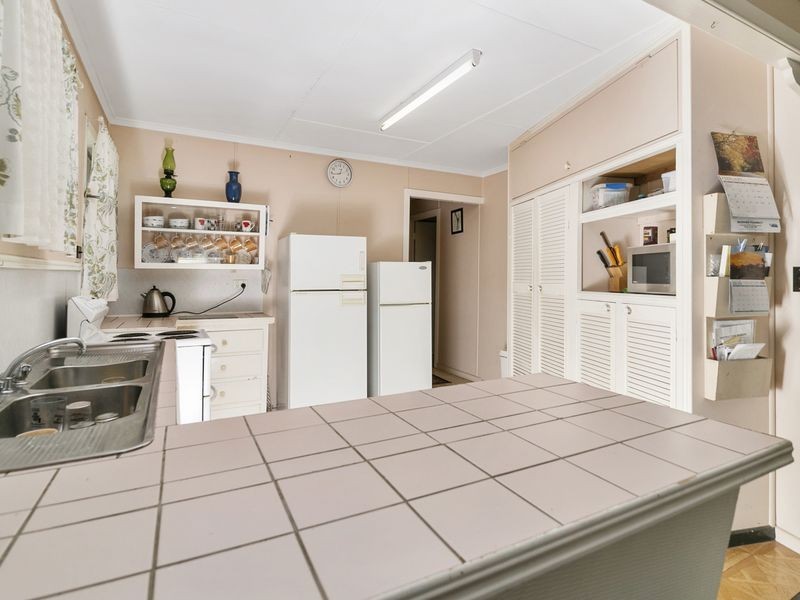 119 Cemetery Road, Raceview QLD 4305