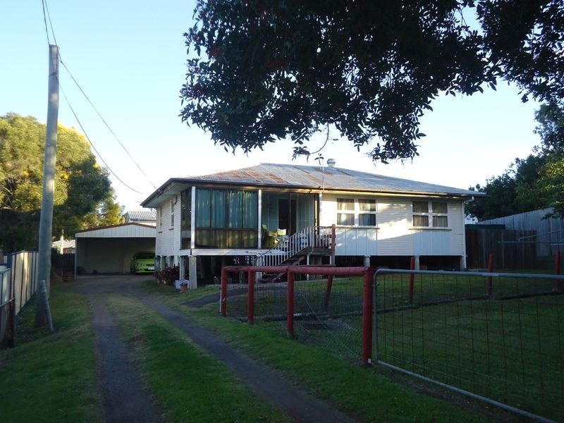 219 Blackstone Road, Silkstone QLD 4304