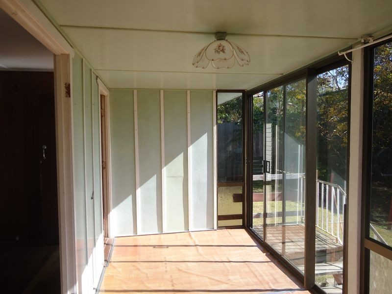219 Blackstone Road, Silkstone QLD 4304