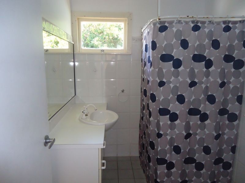 219 Blackstone Road, Silkstone QLD 4304