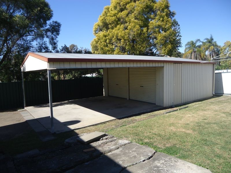 219 Blackstone Road, Silkstone QLD 4304