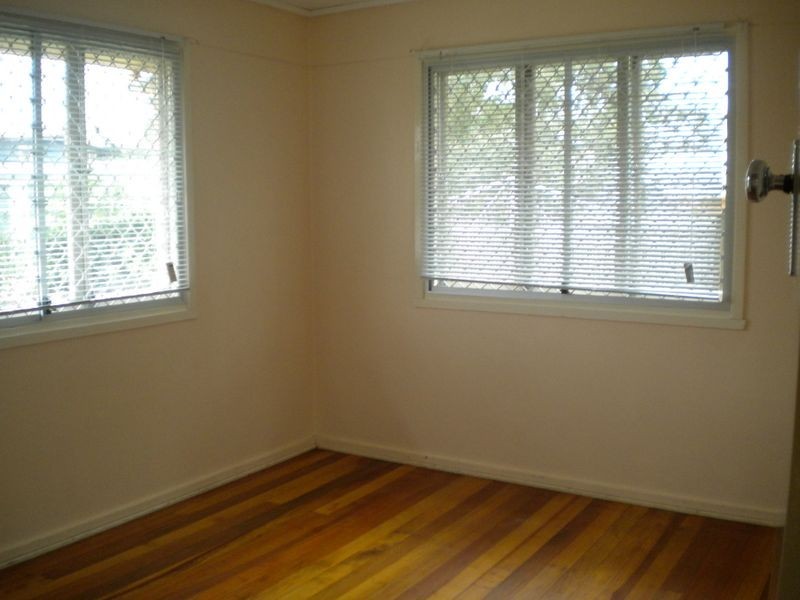 5 Kynance Street, Leichhardt QLD 4305