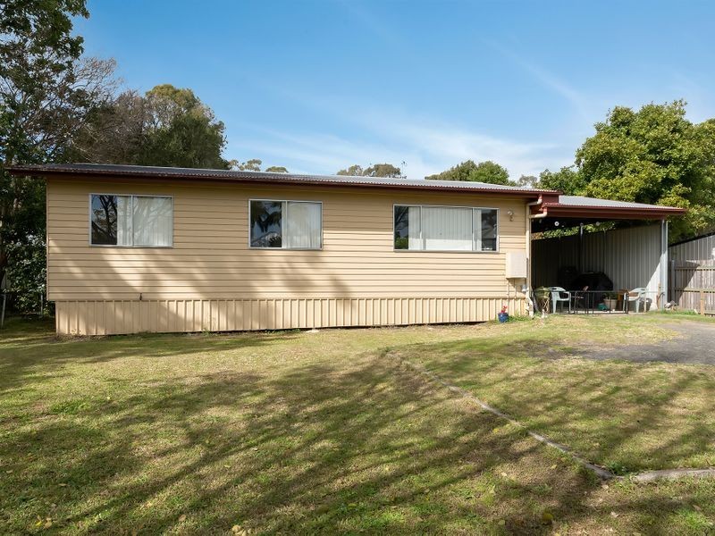 21 Lindsay Street, Bundamba QLD 4304