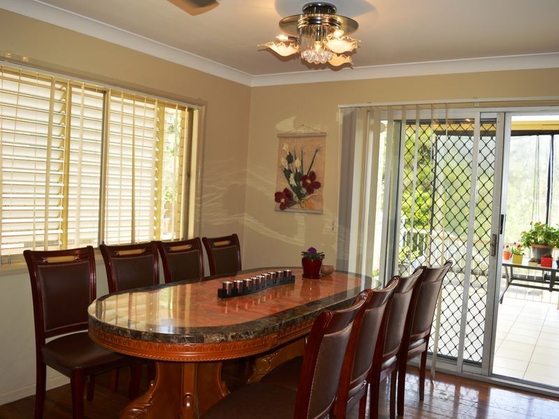 8 Cullen Street, Bundamba QLD 4304