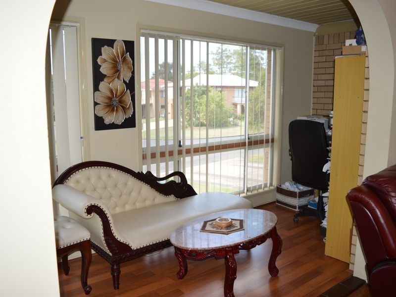 8 Cullen Street, Bundamba QLD 4304
