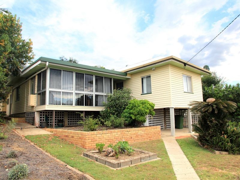 2 Soudan Street, North Booval QLD 4304