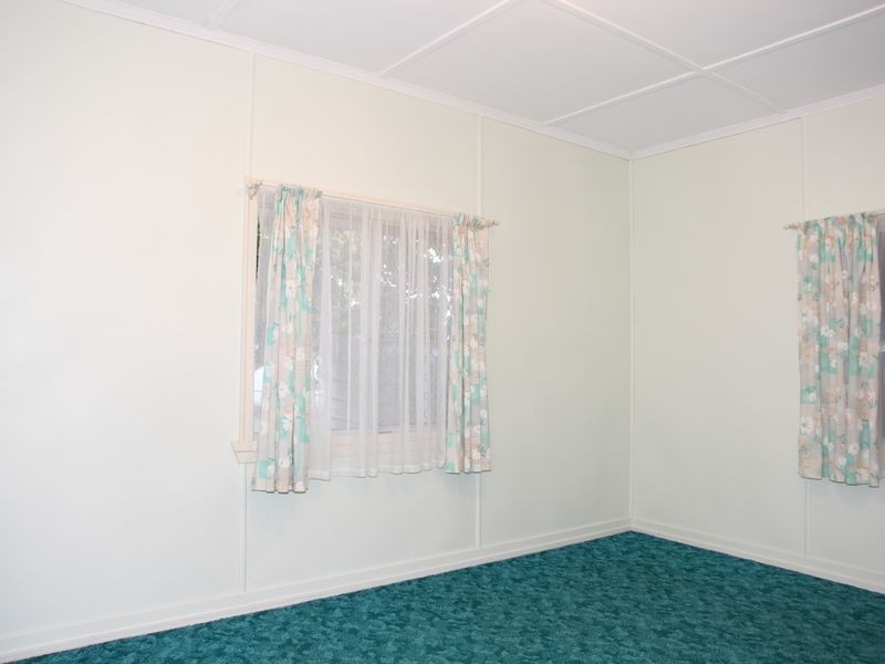 2 Soudan Street, North Booval QLD 4304