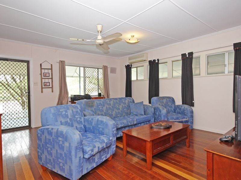 10 Fahy Street, Brassall QLD 4305