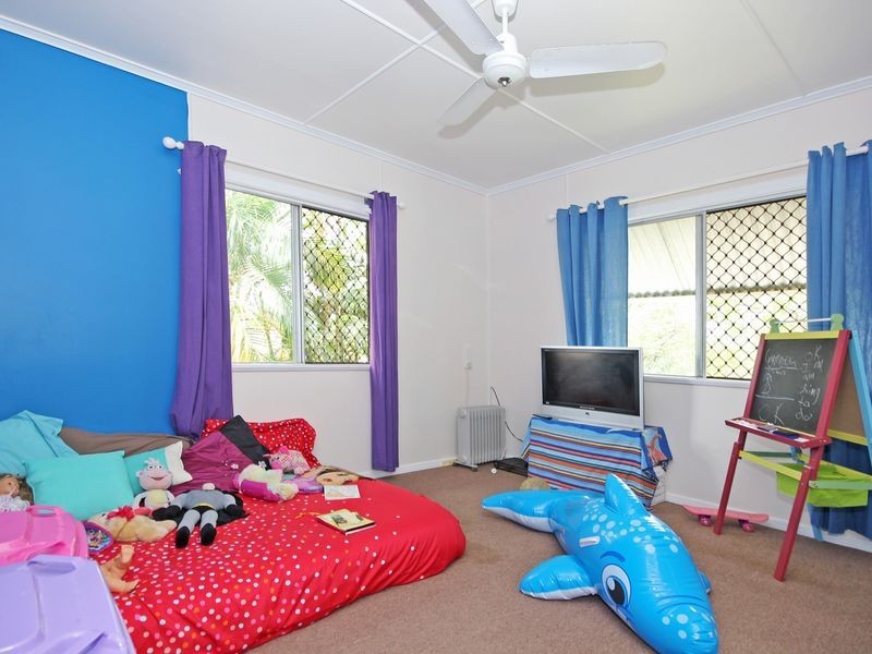 10 Fahy Street, Brassall QLD 4305