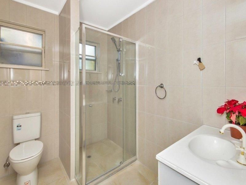 32 Siemons Street, One Mile QLD 4305