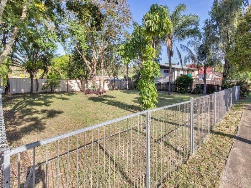 32 Siemons Street, One Mile QLD 4305