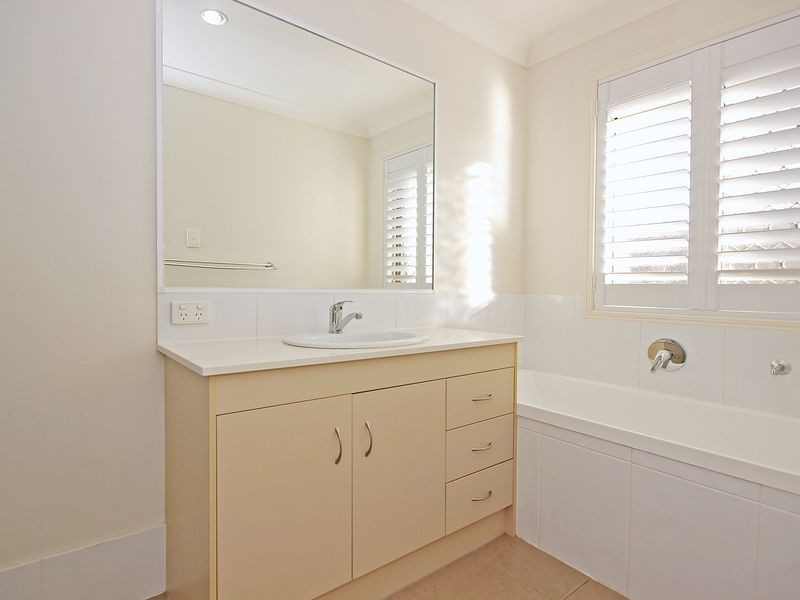 12 Lukin Court, Brassall QLD 4305