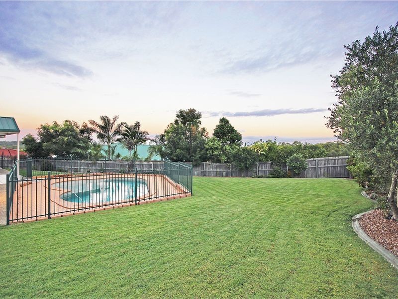 12 St Aubins Drive, Brassall QLD 4305