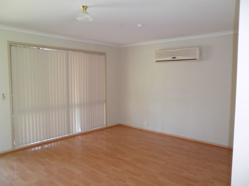 30 Reif Street, Flinders View QLD 4305