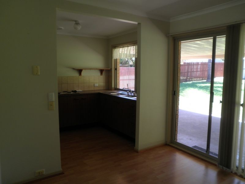 30 Reif Street, Flinders View QLD 4305