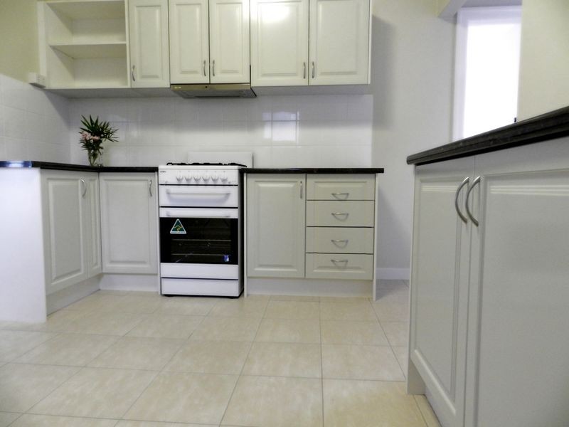 10 Tower Street, Eastern Heights QLD 4305