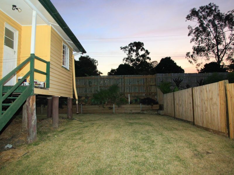 2 Jones Street, Bundamba QLD 4304