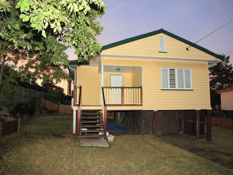 2 Jones Street, Bundamba QLD 4304