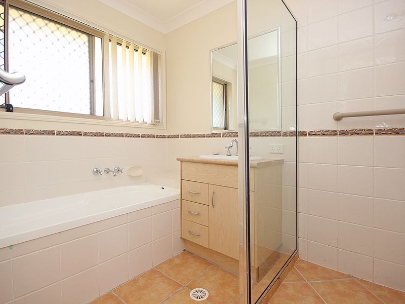 9 Toronto Court, Brassall QLD 4305