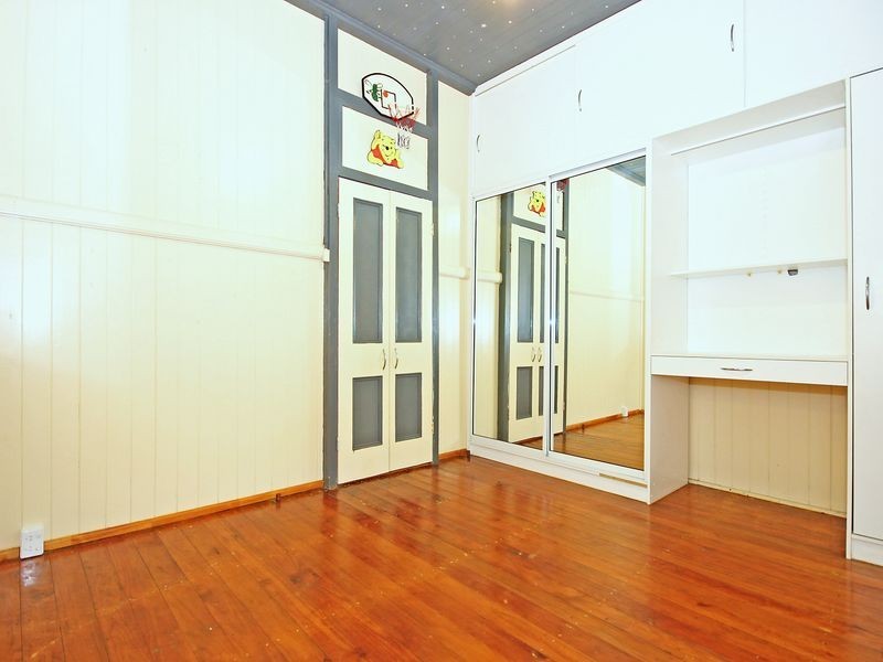 67 Tiger Street, West Ipswich QLD 4305