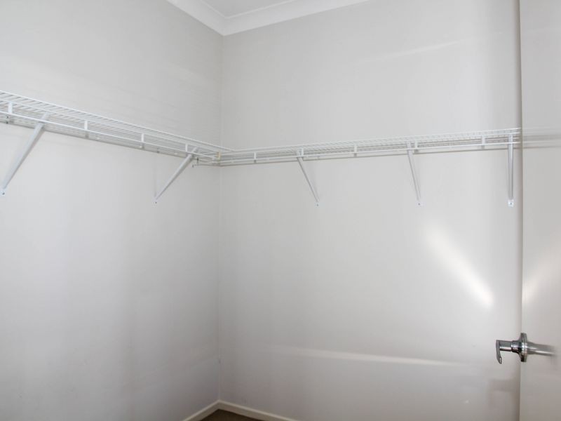 9 Lilly Court, Yamanto QLD 4305