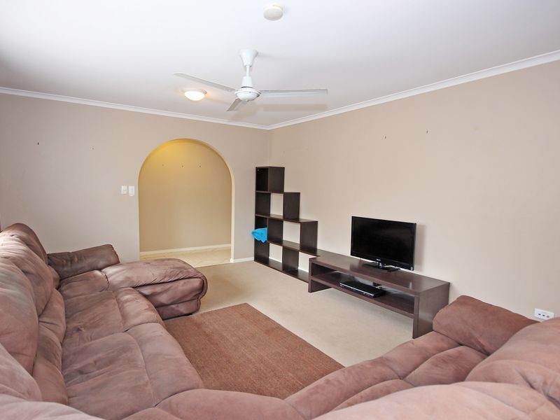 6 Glenelg Drive, Brassall QLD 4305