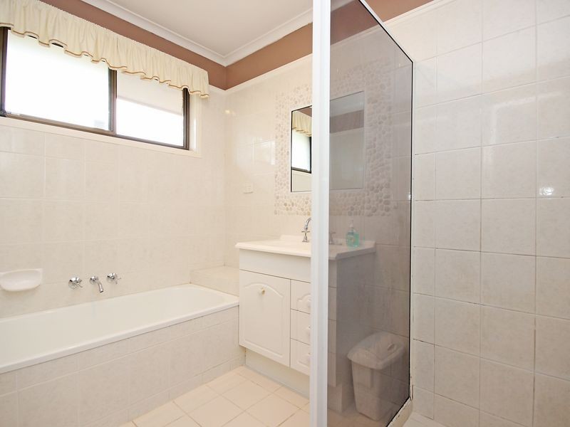 6 Glenelg Drive, Brassall QLD 4305