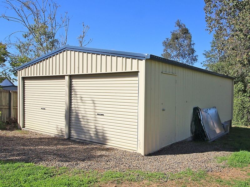 11 Wentworth Street, Leichhardt QLD 4305