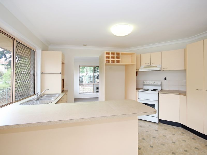 44 Alice Street, Blackstone QLD 4304